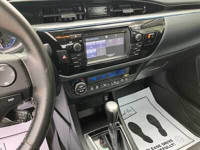 2015 Toyota Corolla, $10995. Photo 10