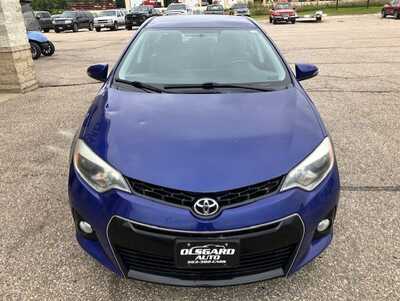 2015 Toyota Corolla, $10995. Photo 5