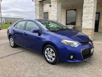 2015 Toyota Corolla, $10995. Photo 1