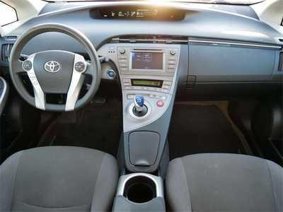2013 Toyota Prius, $8999. Photo 10