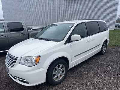 2012 Chrysler Town & Country, $7999. Photo 1