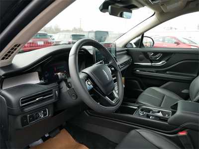 2024 Lincoln Corsair, $48542. Photo 8