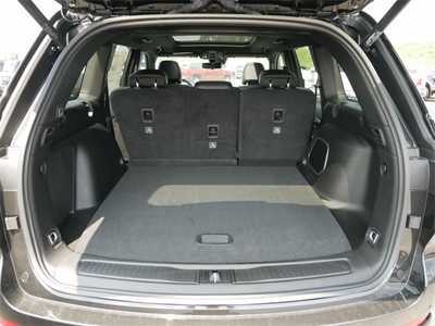 2024 Jeep Grand Cherokee, $53994. Photo 12