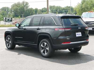 2024 Jeep Grand Cherokee, $51933. Photo 2