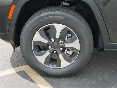 2024 Jeep Grand Cherokee, $51933. Photo 7