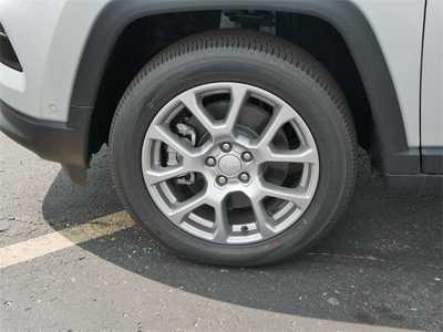 2024 Jeep Compass, $29827. Photo 7