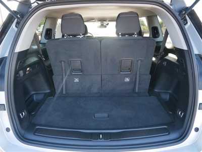 2023 Jeep Grand Cherokee L, $28499. Photo 11