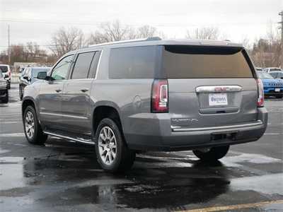 2020 GMC Yukon XL, $33999. Photo 2