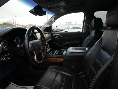 2020 GMC Yukon XL, $33999. Photo 7