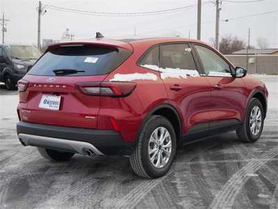2025 Ford Escape, $32088. Photo 4