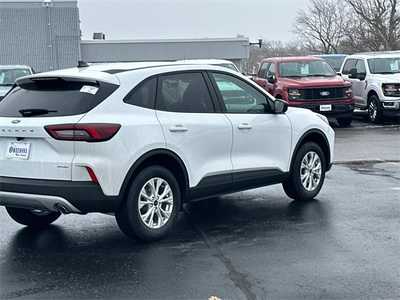 2025 Ford Escape, $30700. Photo 7