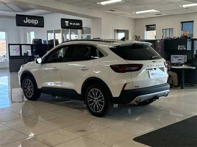 2025 Ford Escape, $35916. Photo 4