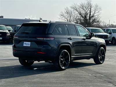 2025 Jeep Grand Cherokee, $47655. Photo 4