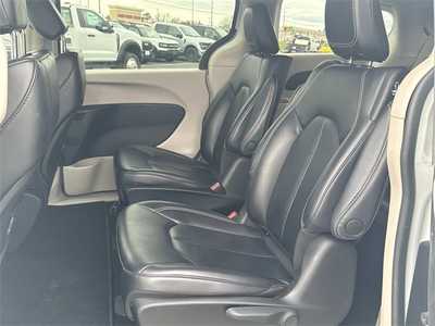 2023 Chrysler Pacifica, $23999. Photo 10