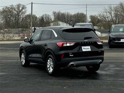 2022 Ford Escape, $21999. Photo 4