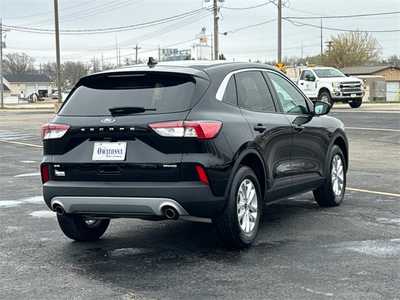 2022 Ford Escape, $21999. Photo 5