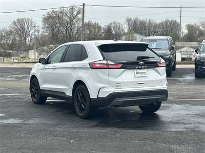 2023 Ford Edge, $23999. Photo 4