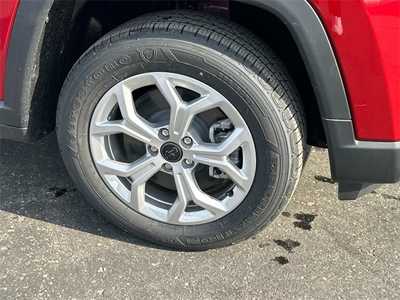 2025 Jeep Compass, $31388. Photo 12