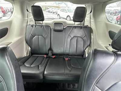 2023 Chrysler Pacifica, $23999. Photo 11