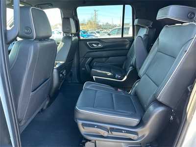 2023 Chevrolet Suburban, $49998. Photo 10