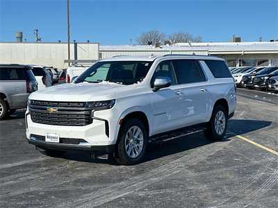 2023 Chevrolet Suburban, $49998. Photo 2