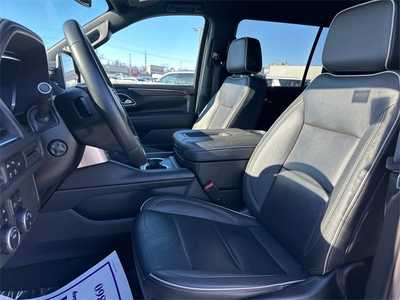2023 Chevrolet Suburban, $49998. Photo 7