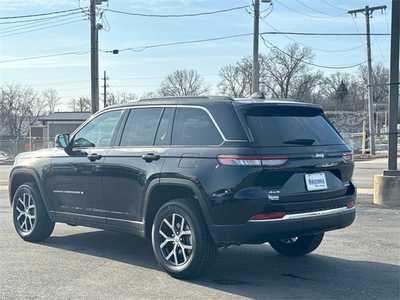 2025 Jeep Grand Cherokee, $42938. Photo 4