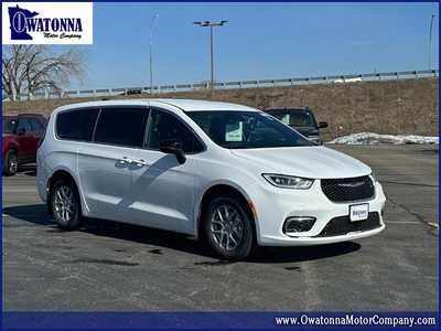 2025 Chrysler Pacifica, $39989. Photo 1