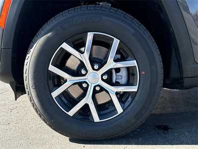 2025 Jeep Grand Cherokee L, $44055. Photo 12