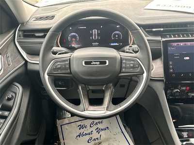 2023 Jeep Grand Cherokee, $33999. Photo 11