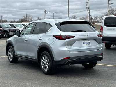 2023 Mazda CX-5, $25999. Photo 4