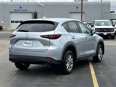 2023 Mazda CX-5, $25999. Photo 5