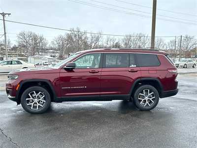 2025 Jeep Grand Cherokee L, $44998. Photo 11