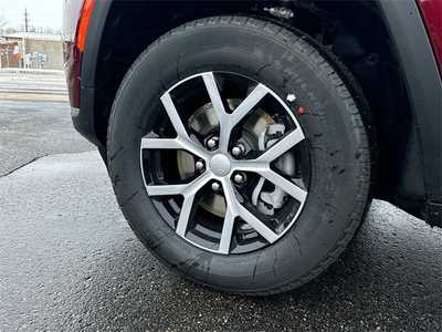 2025 Jeep Grand Cherokee L, $44998. Photo 12