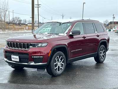 2025 Jeep Grand Cherokee L, $44998. Photo 2