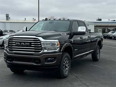 2024 RAM 3500 Crew Cab, $79999. Photo 2