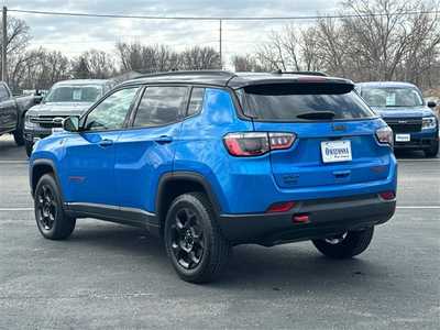 2024 Jeep Compass, $27999. Photo 4