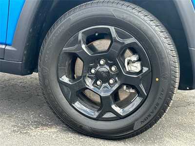 2024 Jeep Compass, $27999. Photo 7