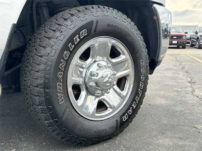 2018 RAM 3500 Crew Cab, $38999. Photo 7