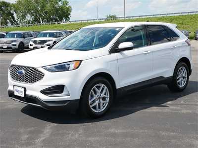 2024 Ford Edge, $24999. Photo 2