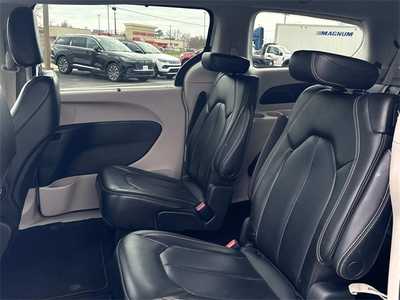 2023 Chrysler Pacifica, $23999. Photo 10