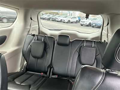2023 Chrysler Pacifica, $23999. Photo 11