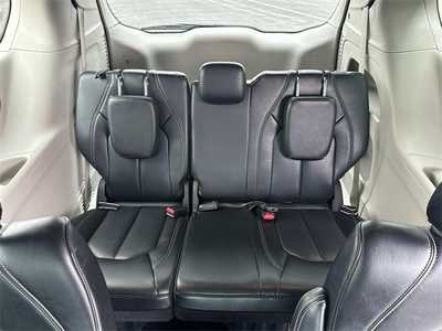 2023 Chrysler Pacifica, $23999. Photo 11