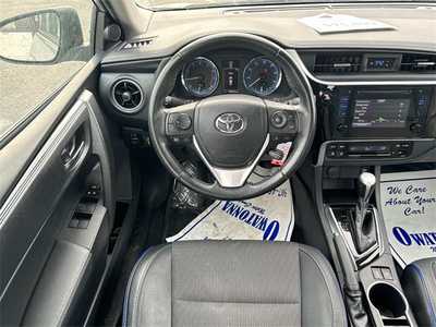 2019 Toyota Corolla, $15499. Photo 11