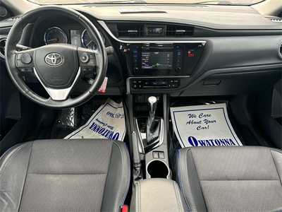 2019 Toyota Corolla, $15499. Photo 12