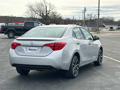 2019 Toyota Corolla, $15499. Photo 5