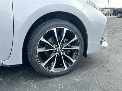 2019 Toyota Corolla, $15499. Photo 7
