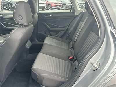 2024 Volkswagen Jetta, $19999. Photo 11