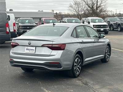 2024 Volkswagen Jetta, $19999. Photo 5
