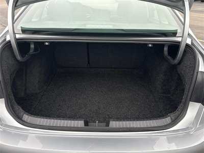 2024 Volkswagen Jetta, $19999. Photo 8